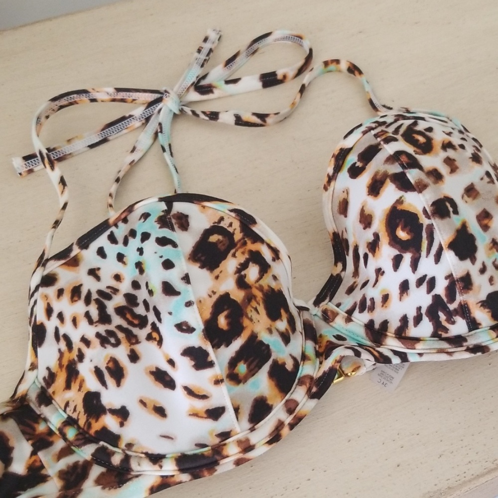 Victoria Secret Swim Top NWOT